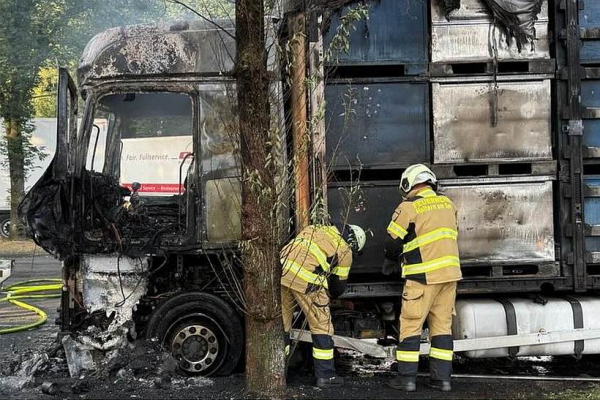 В Германии загорелась фура белоруса, огонь уничтожил кабину